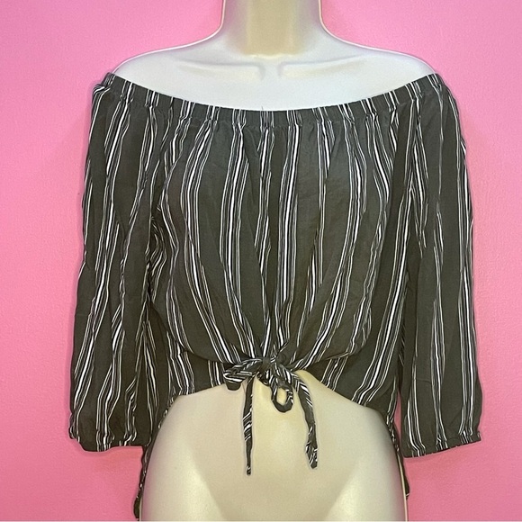 029 GREEN STRIPED OFF-SHOULDER BLOUSE -  MEDIUM - Picture 1 of 7